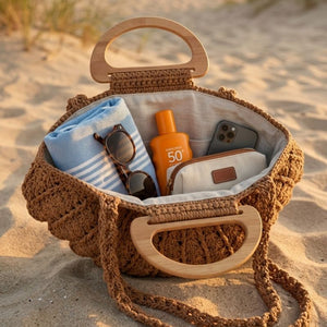 Bolsa de praia de crochê Búzios com alça de madeira, grande capacidade