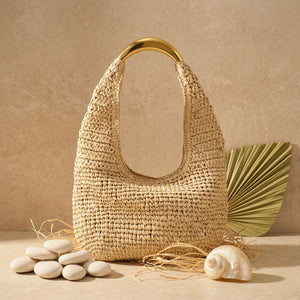 detalhes da bolsa de palha rattan bege