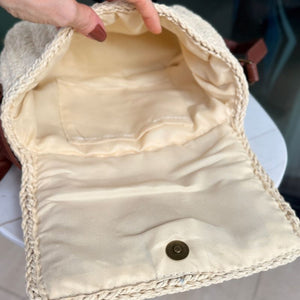 Parte Inferior da Bolsa de Palha Bege