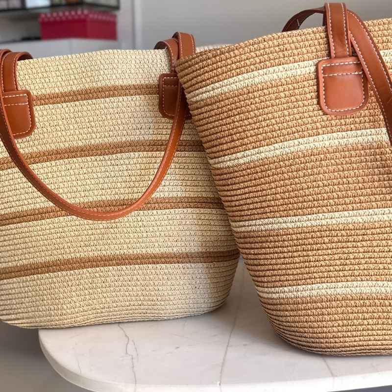 bolsa de palha listrada bege